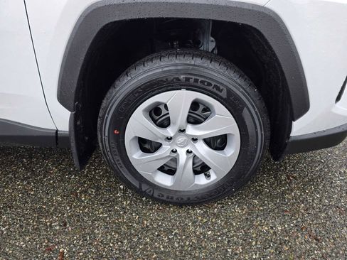 Certified 2025 Toyota RAV4 LE image 9