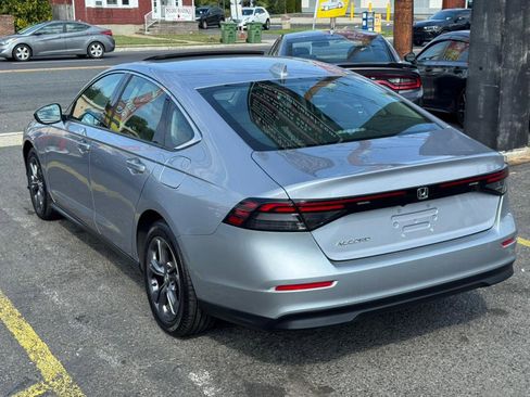 Used 2023 Honda Accord EX image 15