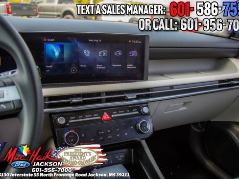 Used 2025 Hyundai Tucson SEL AWD/4WD image 14