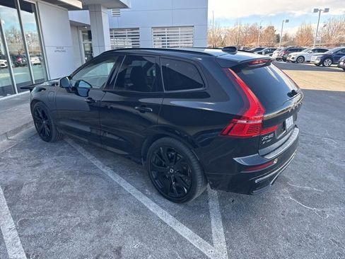 Used 2022 Volvo XC60 T8 R-Design w/ Advanced Package image 2