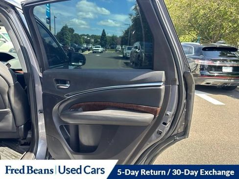 Used 2017 Acura MDX SH-AWD image 15
