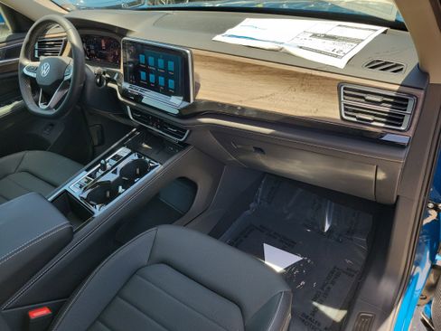 New 2026 Volkswagen Atlas SEL AWD/4WD image 12