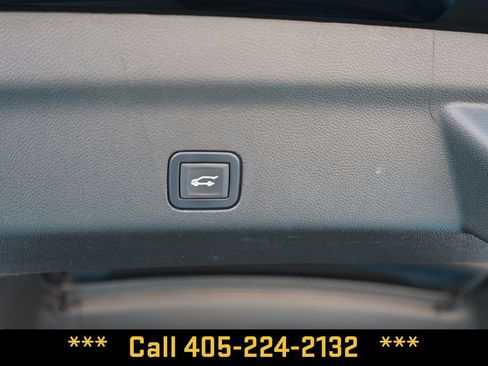 Used 2021 Chevrolet Tahoe Z71 AWD/4WD image 27