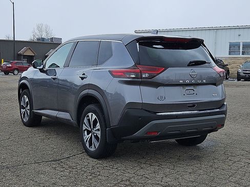 Used 2023 Nissan Rogue SV FWD image 22