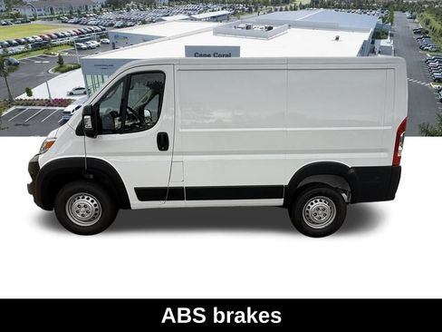 New 2026 RAM ProMaster 1500 w/ Convenience Group FWD image 9