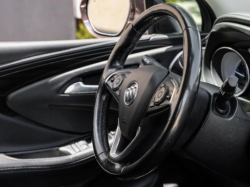 Used 2020 Buick Envision Essence AWD/4WD image 13