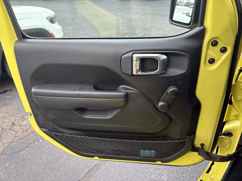 Used 2023 Jeep Wrangler Sport image 3