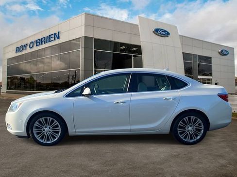 Used 2013 Buick Verano FWD image 2