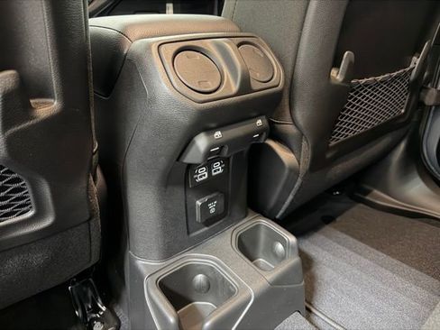 New 2026 Jeep Gladiator Mojave image 18