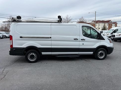 Used 2018 Ford Transit 250 148 Low Roof image 40