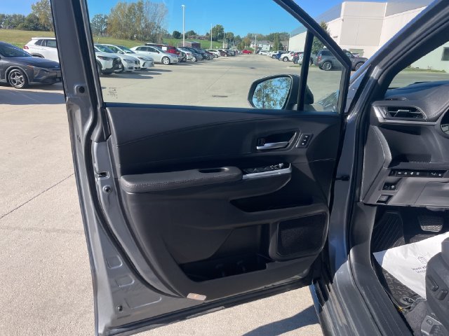 Used 2026 Toyota Sienna Platinum AWD/4WD image 20