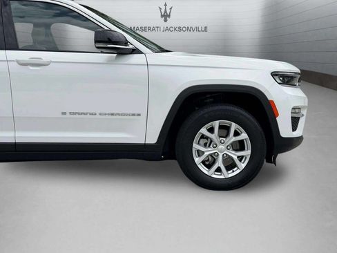 Used 2023 Jeep Grand Cherokee Limited AWD/4WD image 8