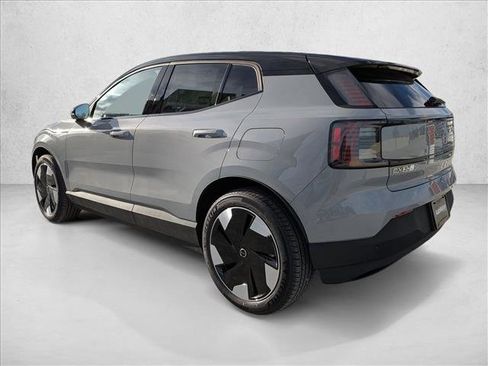 New 2025 Volvo EX30 Plus w/ Protection Package Premier image 9