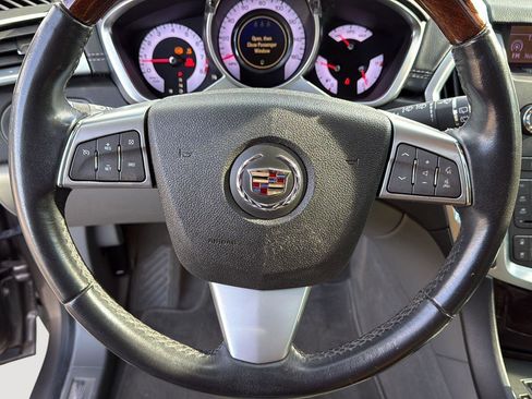 Used 2011 Cadillac SRX Luxury image 14