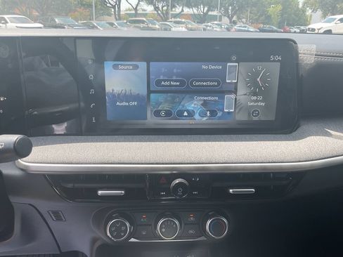 Used 2025 Nissan Kicks SV FWD image 28
