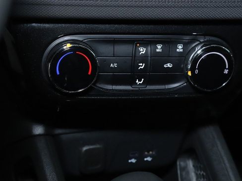 Used 2025 Chevrolet TrailBlazer LT image 26