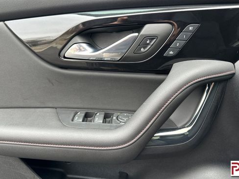 Certified 2023 Chevrolet Blazer RS w/ Driver Confidence II Package image 12