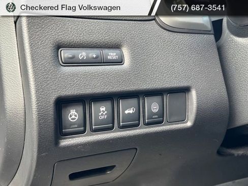 Used 2023 Nissan Murano SL w/ SL Moonroof Package image 15