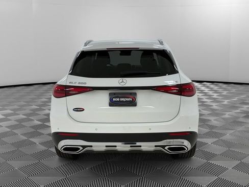 Used 2024 Mercedes-Benz GLC 300 4MATIC image 4