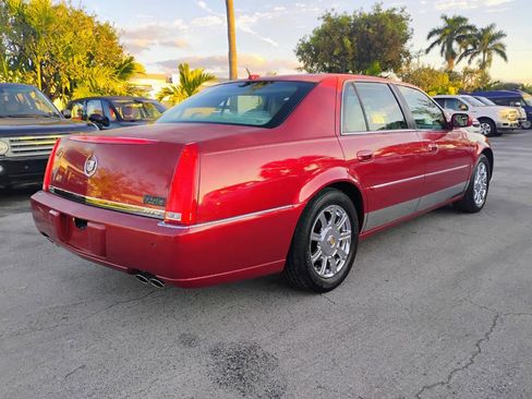 Used 2008 Cadillac DTS FWD image 7