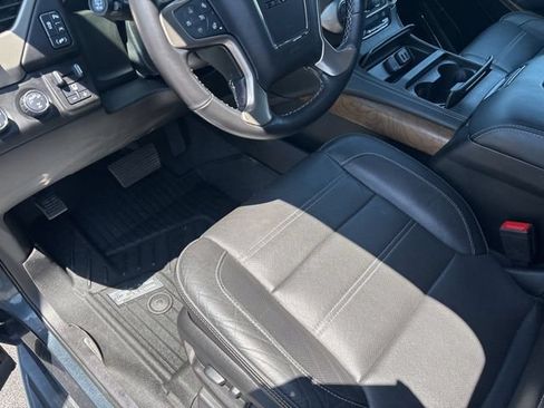 Used 2020 GMC Yukon XL Denali w/ Open Road Package AWD/4WD image 16