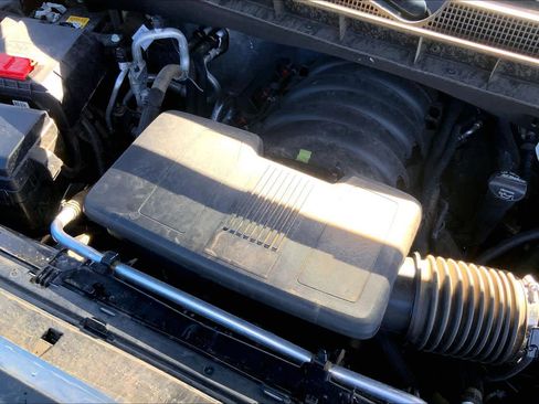 Certified 2024 Chevrolet Silverado 1500 High Country w/ Z71 Off-Road Package image 33