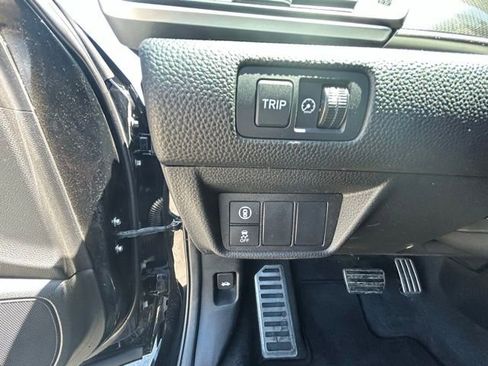 Used 2021 Honda Accord Sport image 10