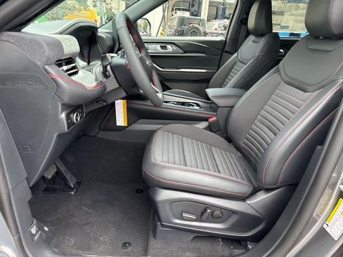 New 2026 Ford Explorer ST-Line w/ ST-Line Street Pack RWD image 21