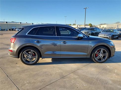 Used 2018 Audi SQ5 Prestige image 8