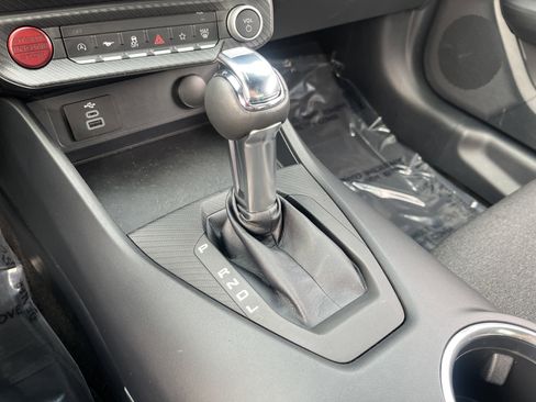 Used 2024 Ford Mustang Coupe RWD image 26