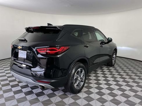 Used 2023 Chevrolet Blazer LT w/ Convenience Package AWD/4WD image 9