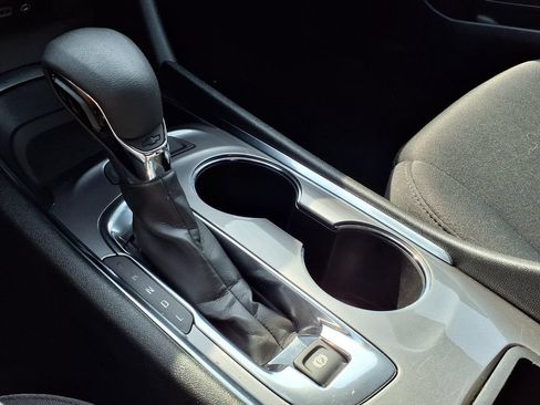 Used 2023 Chevrolet Malibu LT FWD image 18