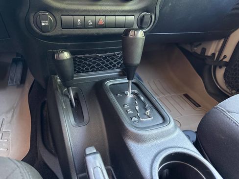 Used 2017 Jeep Wrangler Unlimited Sport w/ Trailer Tow Group AWD/4WD image 19