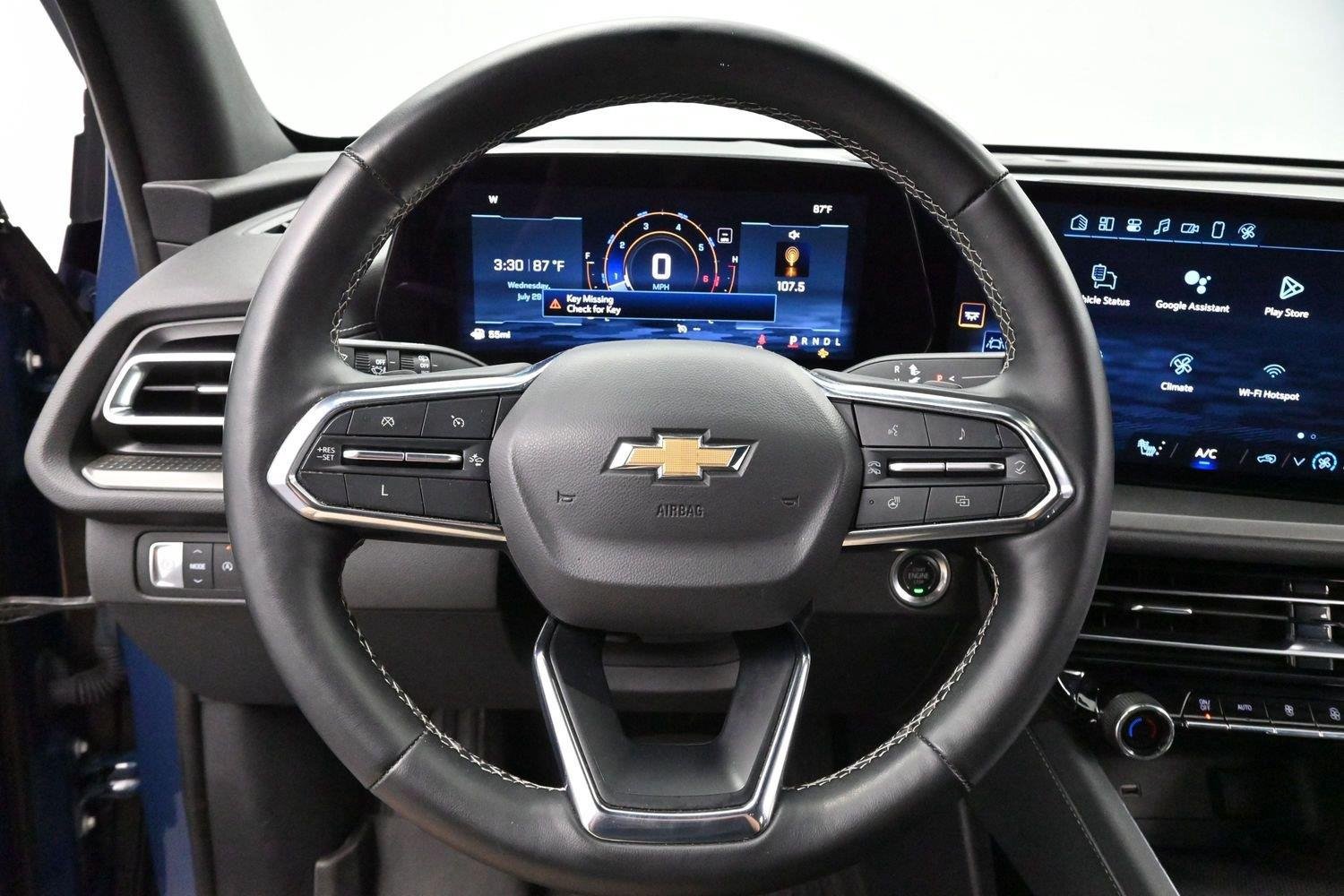 Used 2024 Chevrolet Traverse LT w/ LPO, Floor Liner Package FWD image 15