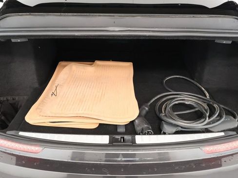 Used 2023 Lucid Air Touring image 24