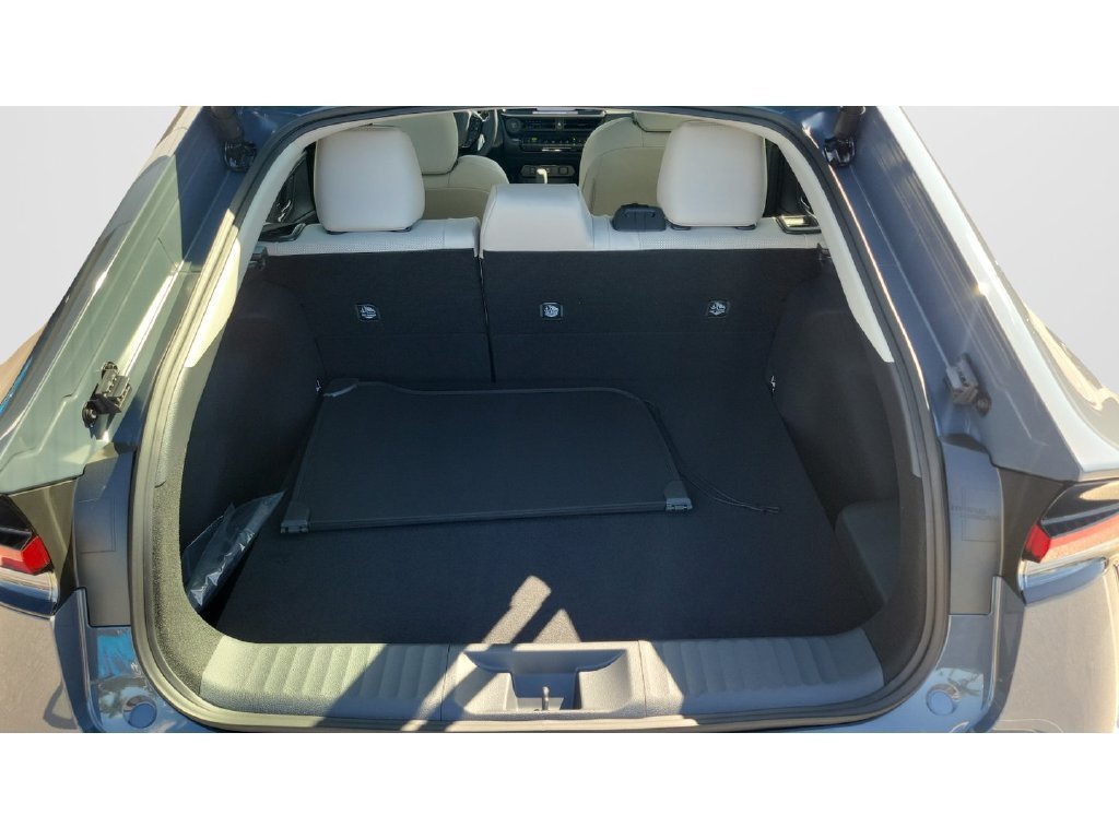 New 2027 Toyota Prius Limited w/ Limited Premium Package FWD image 9