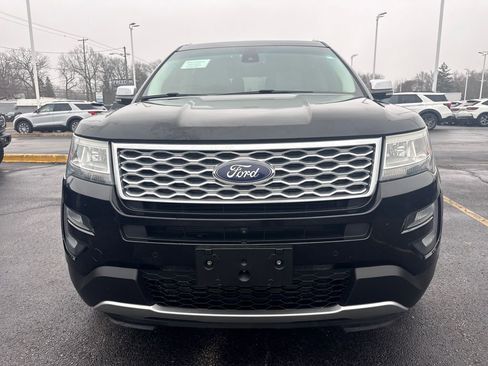Used 2016 Ford Explorer Platinum image 3