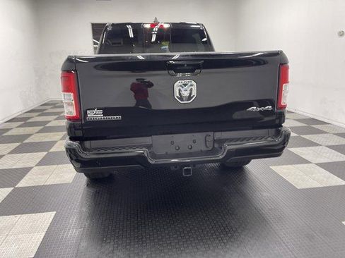 Used 2022 RAM 1500 Big Horn AWD/4WD image 3