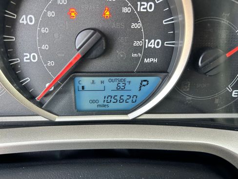 Used 2014 Toyota RAV4 XLE image 16