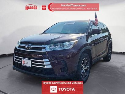 Certified 2019 Toyota Highlander LE