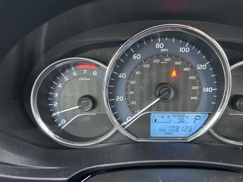 Used 2014 Toyota Corolla LE image 27