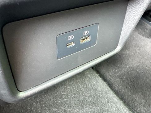 Used 2023 Nissan Rogue SV FWD image 25