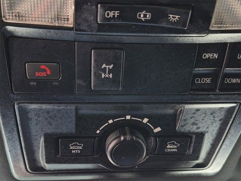 Used 2023 Toyota Tacoma TRD Off-Road w/ TRD Premium Off Road Package image 27