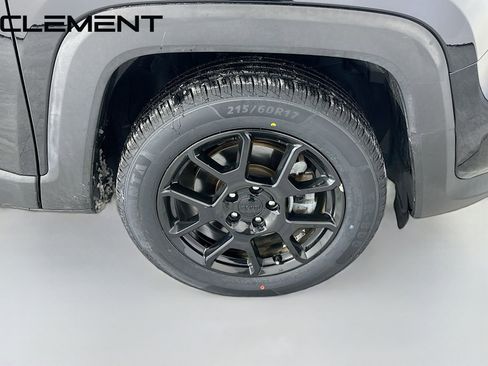 Used 2019 Jeep Renegade Altitude w/ Quick Order Package 2XM image 34