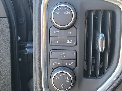 Used 2021 Chevrolet Silverado 1500 LT image 21