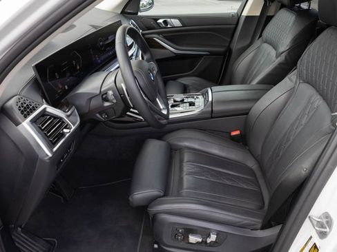 Used 2026 BMW X7 xDrive40i AWD/4WD image 15