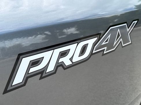 Used 2018 Nissan Titan PRO-4X w/ Pro-4x Convenience Package image 10