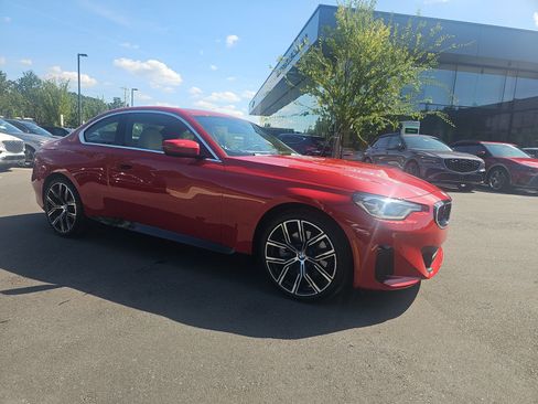 Used 2023 BMW 230i xDrive Coupe w/ Premium Package AWD/4WD image 3