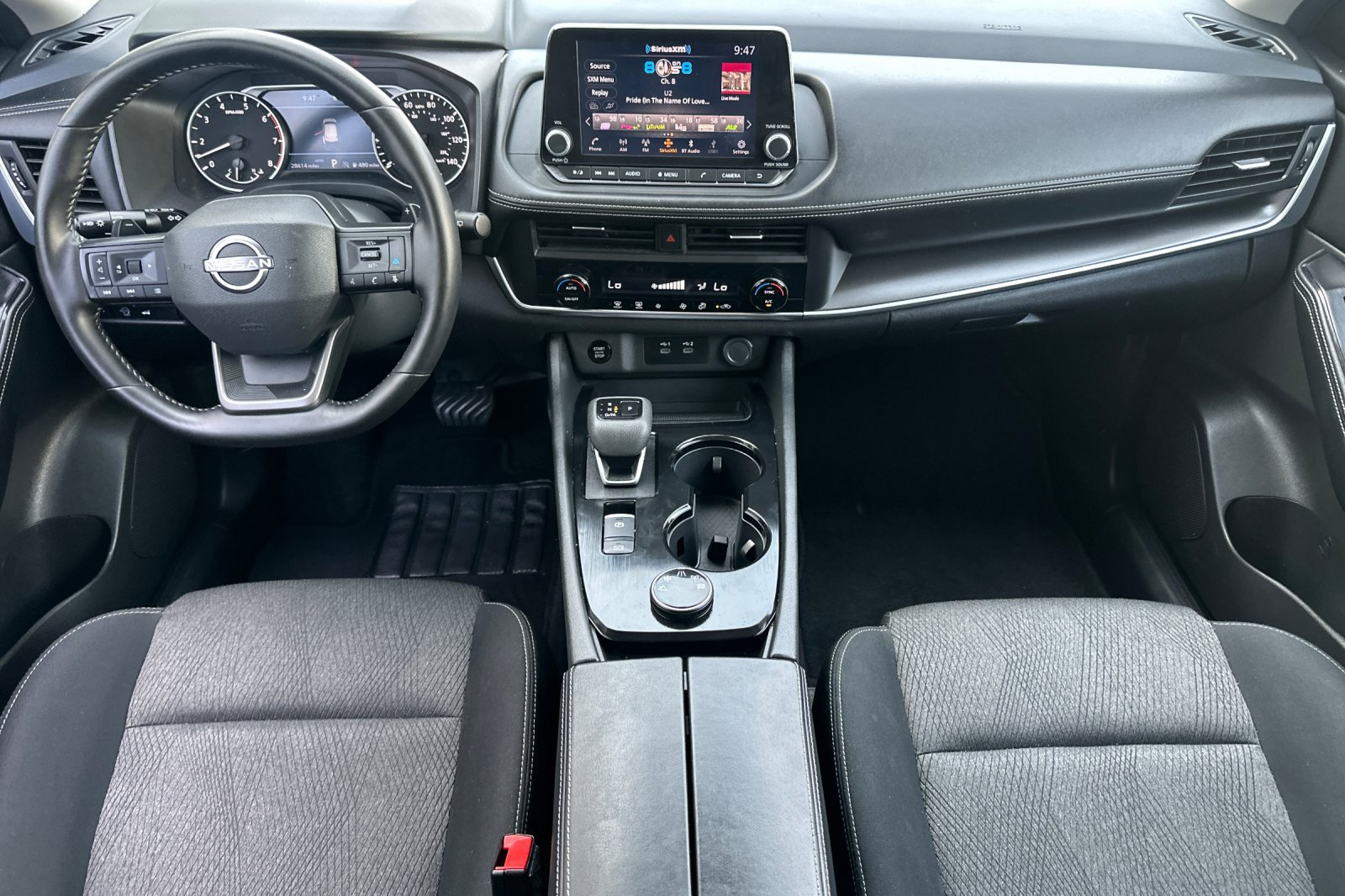 Used 2025 Nissan Rogue SV AWD/4WD image 14