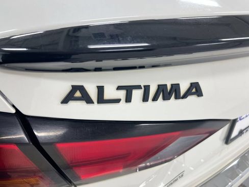 Used 2022 Nissan Altima 2.5 SR w/ Midnight Edition Package FWD image 26